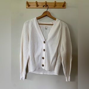 Old Navy ivory cropped sweater. The perfect spring essential. worn a few times